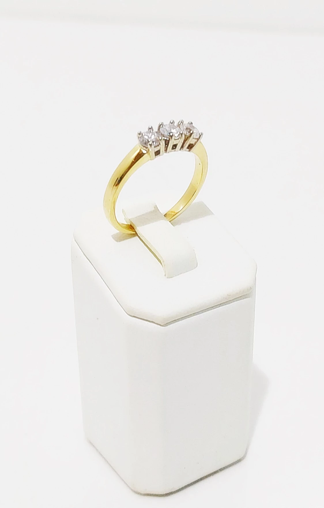 zloty-pierscionek-z-cyrkoniami-296g-585p-r15-ean-gtin-5905868206913