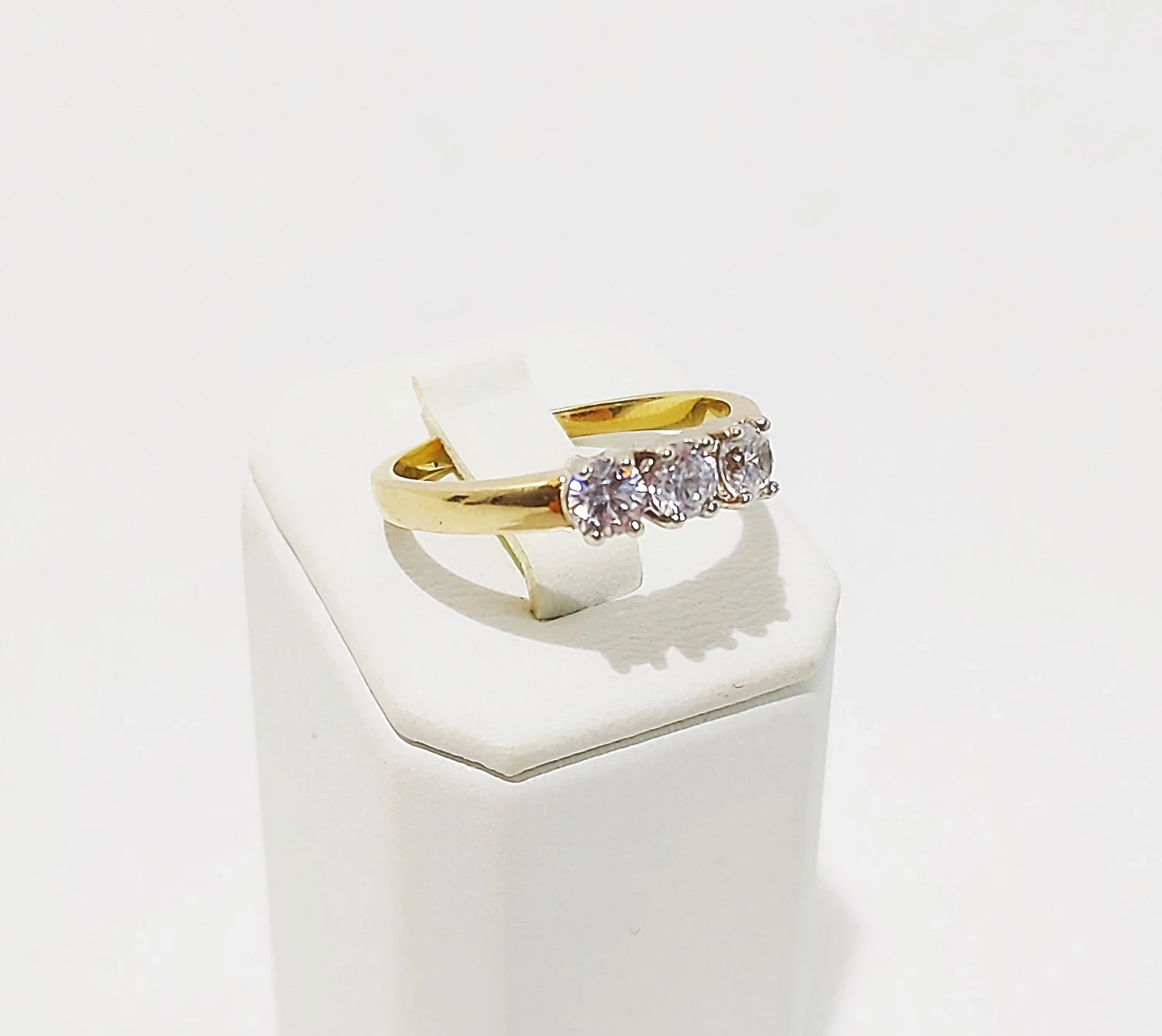 zloty-pierscionek-z-cyrkoniami-296g-585p-r15-stan-11323-238058