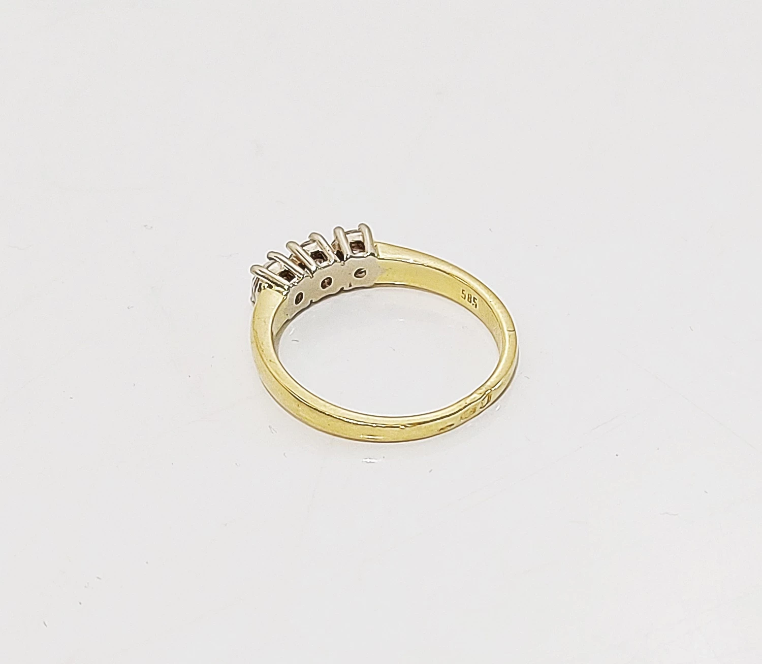 zloty-pierscionek-z-cyrkoniami-296g-585p-r15-material-15835-2