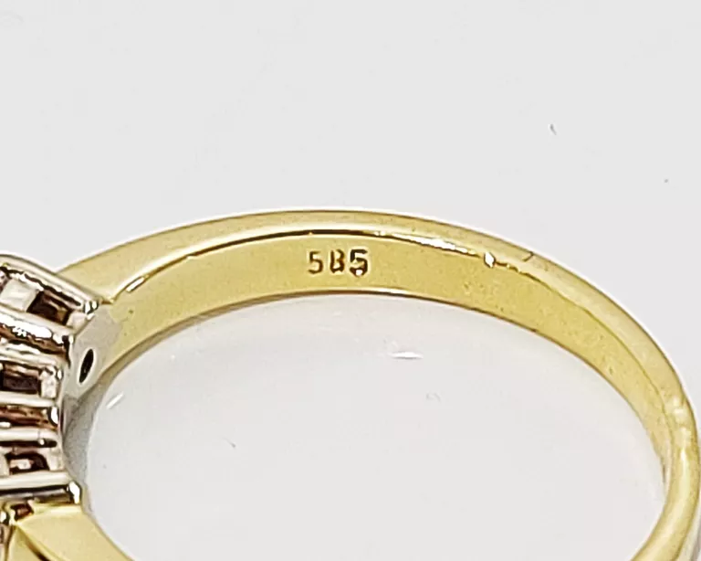 ZŁOTY PIERŚCIONEK Z CYRKONIAMI 2,96G 585P R15