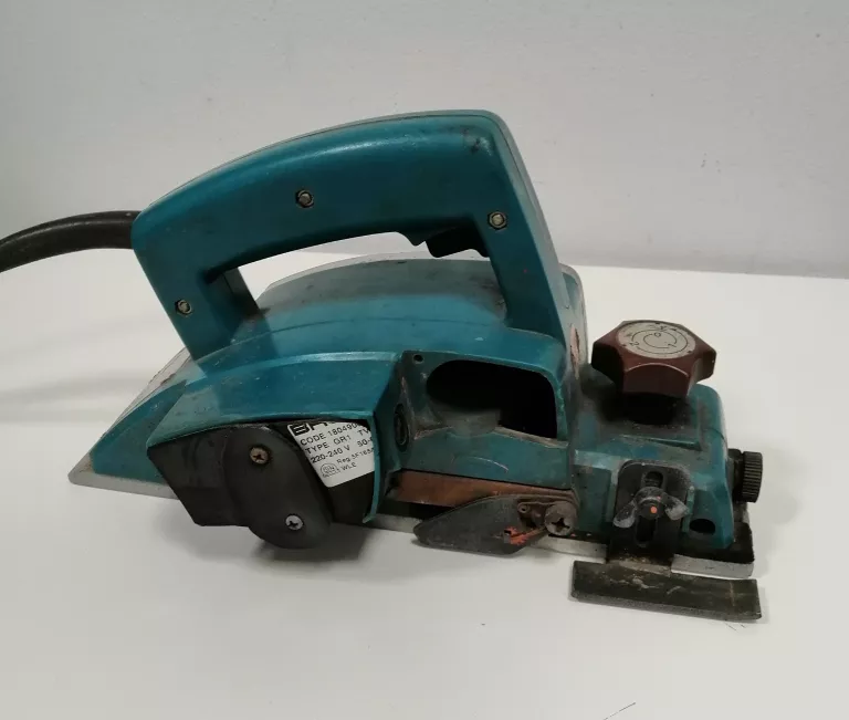 STRUG DO DREWNA MAKITA 1923B