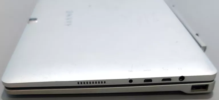 LAPTOP KIANO INTELECT X3/Z8350/2GB/32GB SSD W10