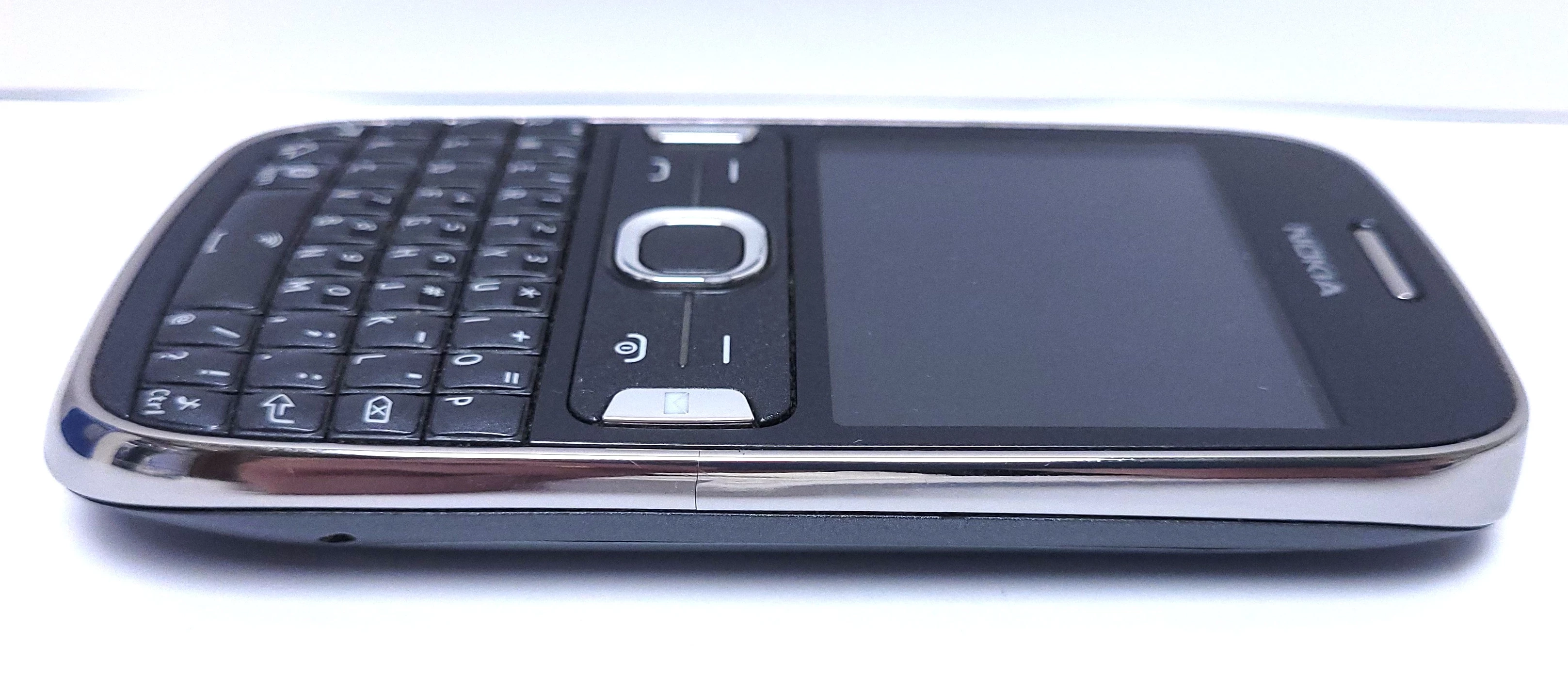 telefon-nokia-asha-302-ean-5279836856500