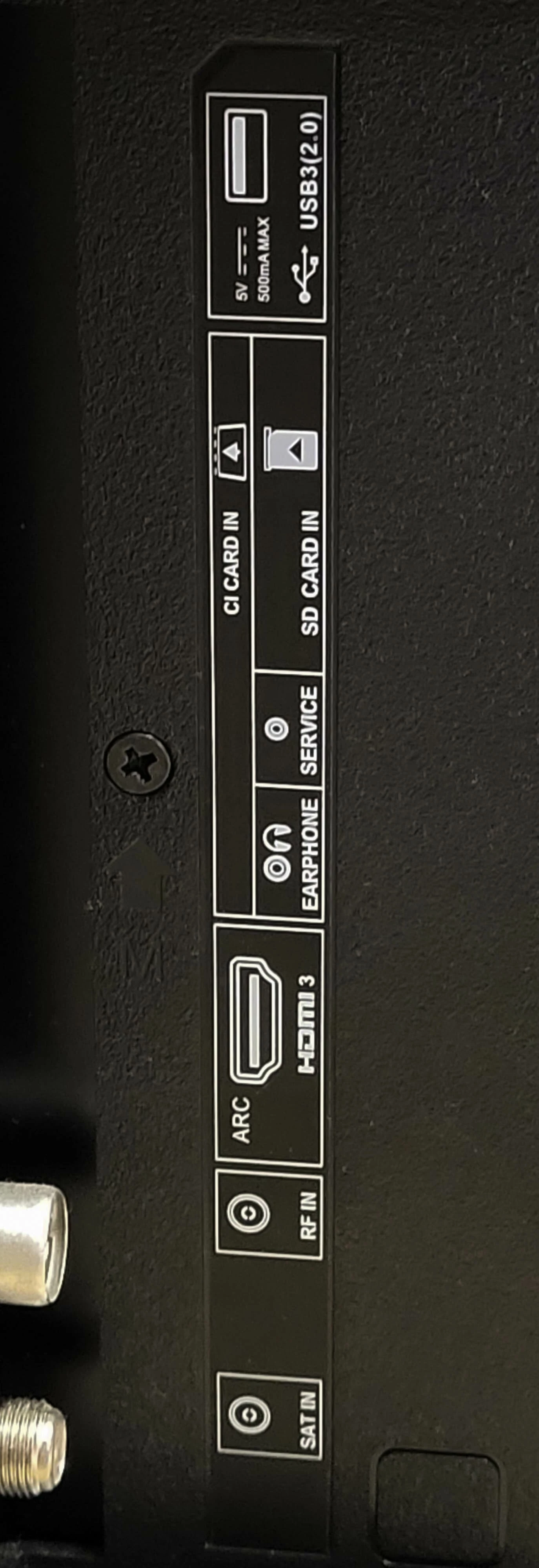 telewizor-sharp-40bl5ea-40-4k-uhd-smart-opis-stan-uszkodzony