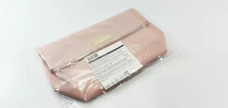 ELEGANCKA POJEMNA ORYGINALNA DAMSKA KOSMETYCZKA HUGO BOSS RÓŻOWA