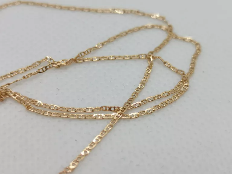 delikatny-zloty-lancuszek-at-idealny-splot-inny-splot