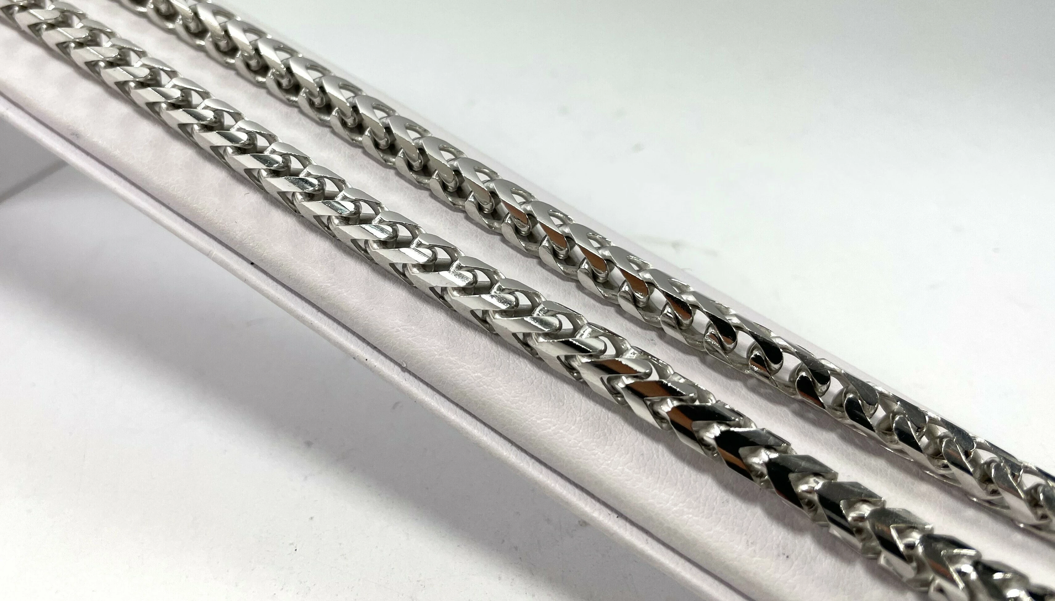 nowy-srebrny-lancuch-pancerka-kwadratowa-692-50cm-splot-2208-1