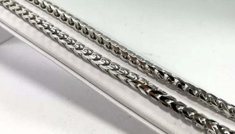 nowy-srebrny-lancuch-pancerka-kwadratowa-692-50cm-splot-2208-1