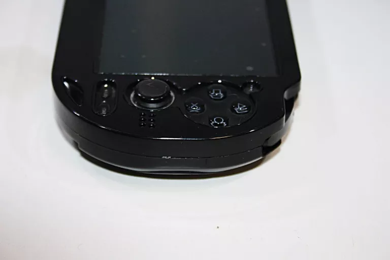 KONSOLA PS VITA PCH-1104