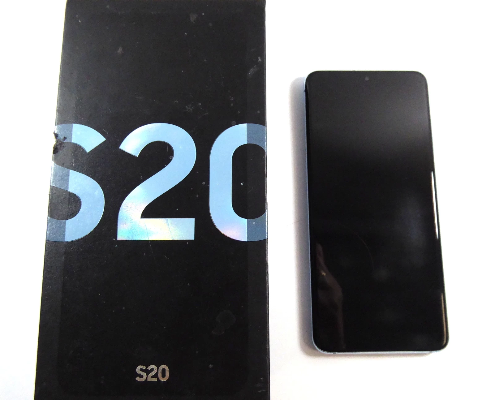 smartfon-samsung-galaxy-s20-8128-sm-g980f-kupiecka-66a-zielona-gora