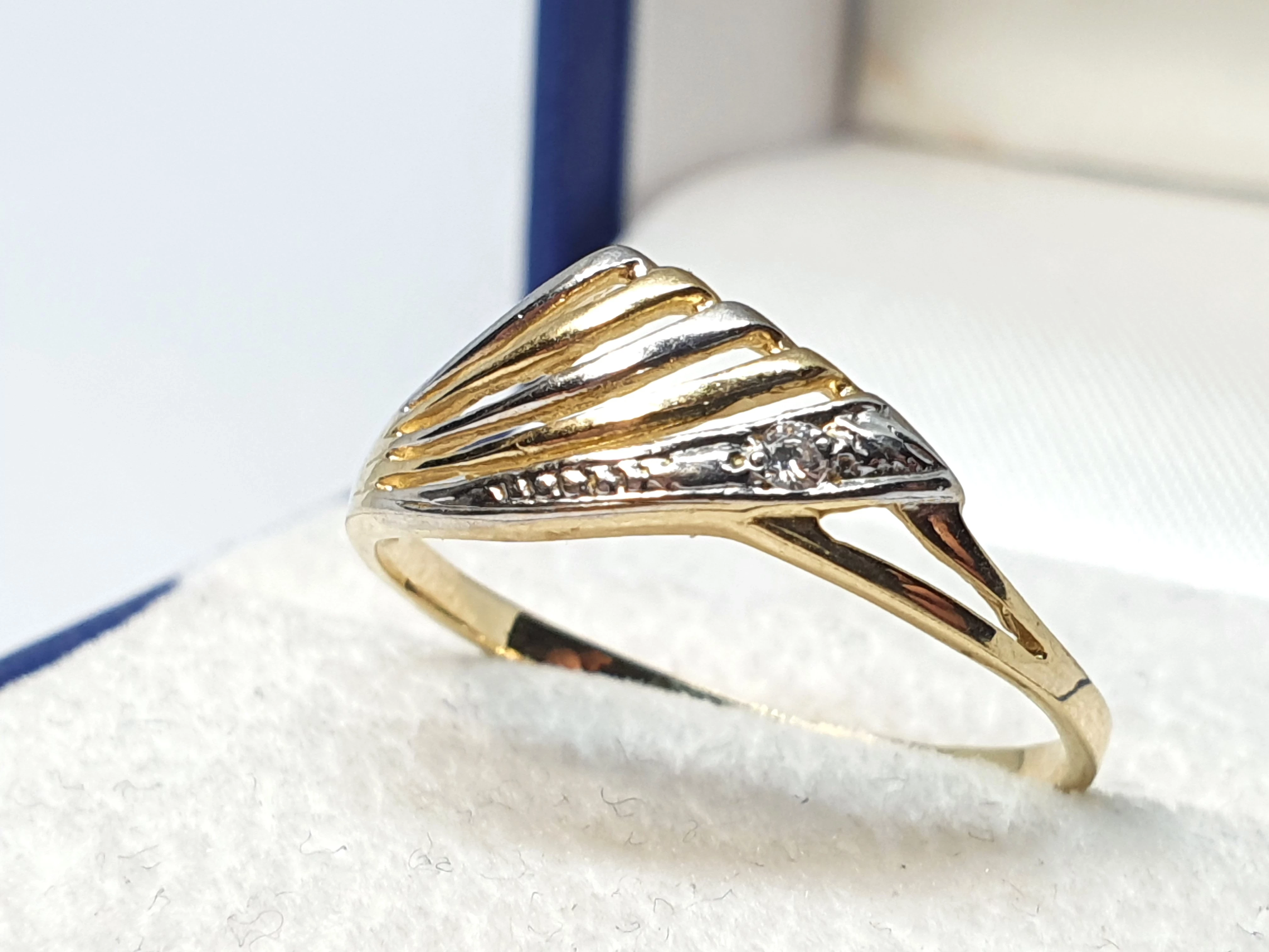 zloty-pierscionek-585-131g-r15-material-15835-2