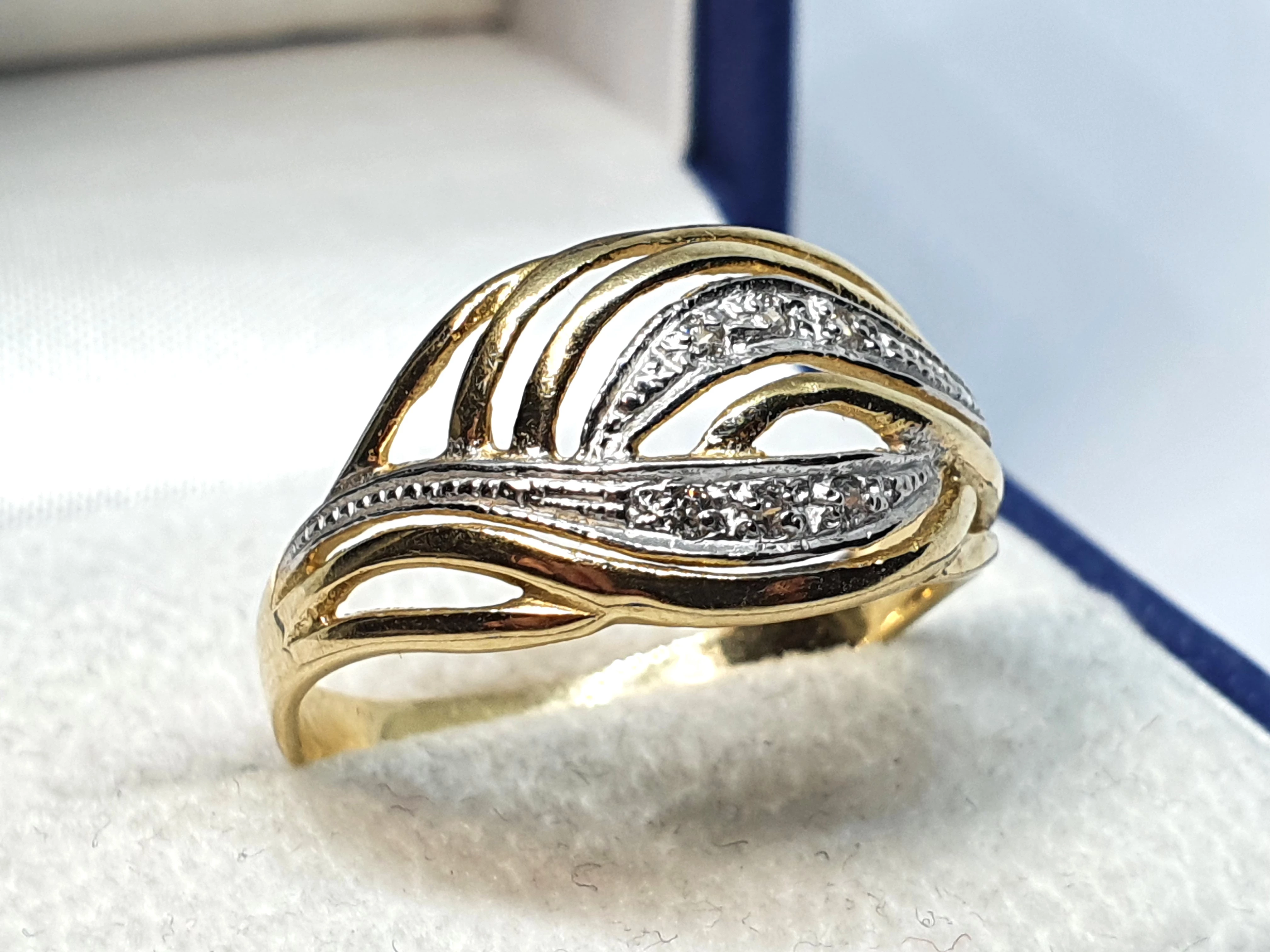 zloty-pierscionek-296g-r17-585-material-15835-2