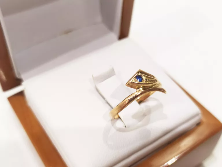 zloty-pierscionek-z-niebieskim-oczkiem-585-stan-11323-2