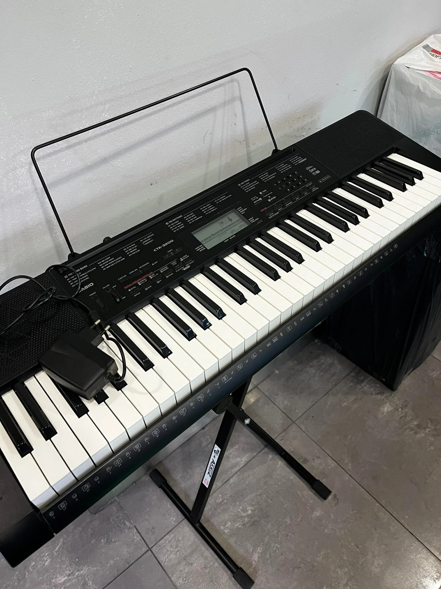 keyboard-casio-ctk-3200-z-stawywem-stan-uzywany