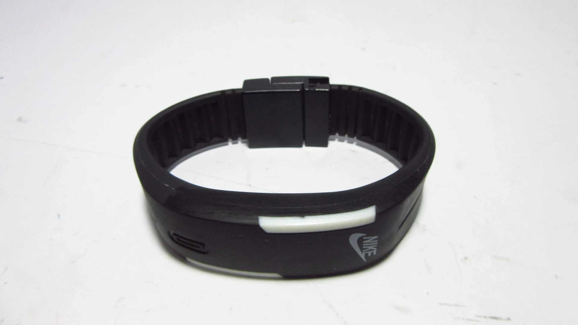 zegarek-nike-elektroniczny-armii-krajowej-38-tczew