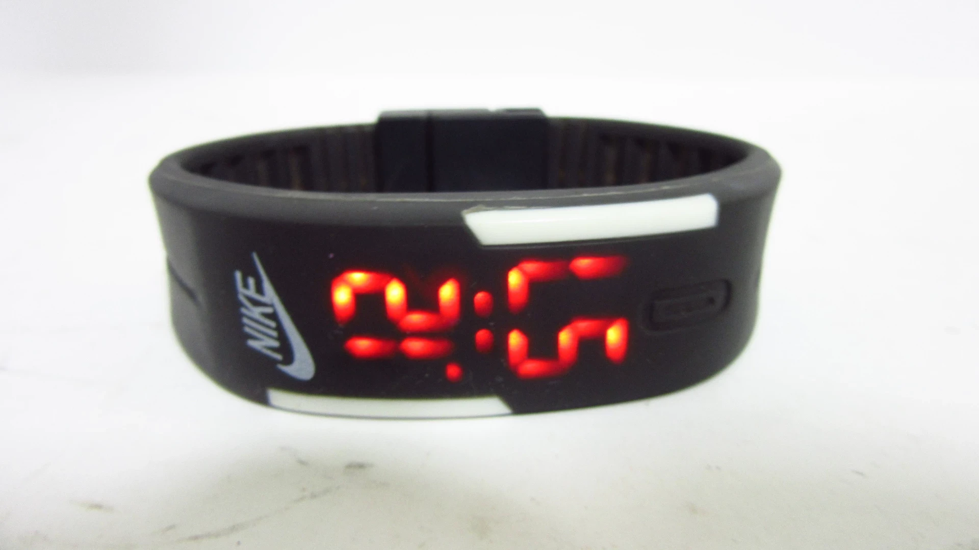 zegarek-nike-elektroniczny-marka-nike