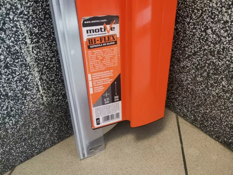 SZPACHLA DO GŁADZI GIPSOWYCH MOTIVE HI-FLEX 800MM
