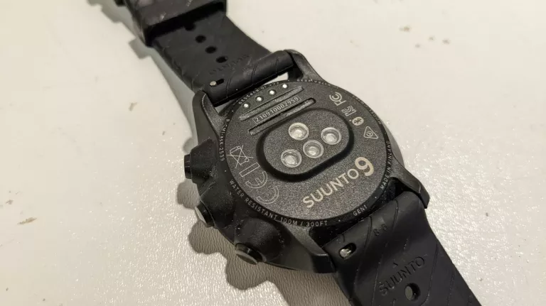 zegarek-suunto-9-all-black-product-id