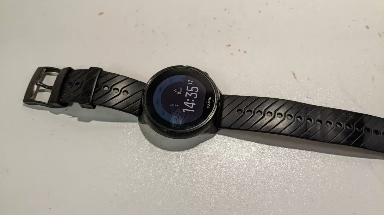 zegarek-suunto-9-all-black-obwod-nadgarstka-10