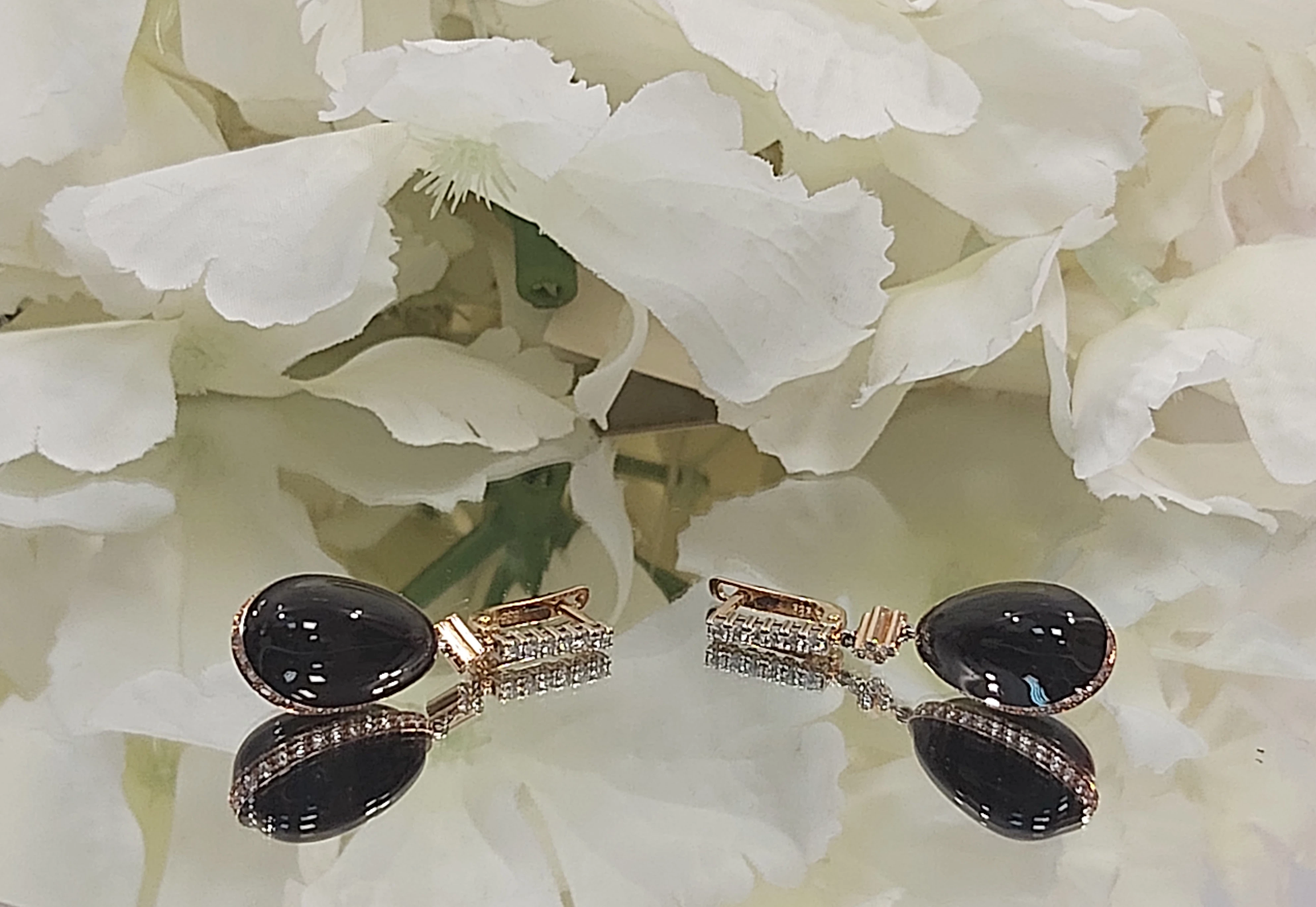 unikatowe-zlote-kolczyki-z-brylantami-940-g-rodzaj-rekodzielo