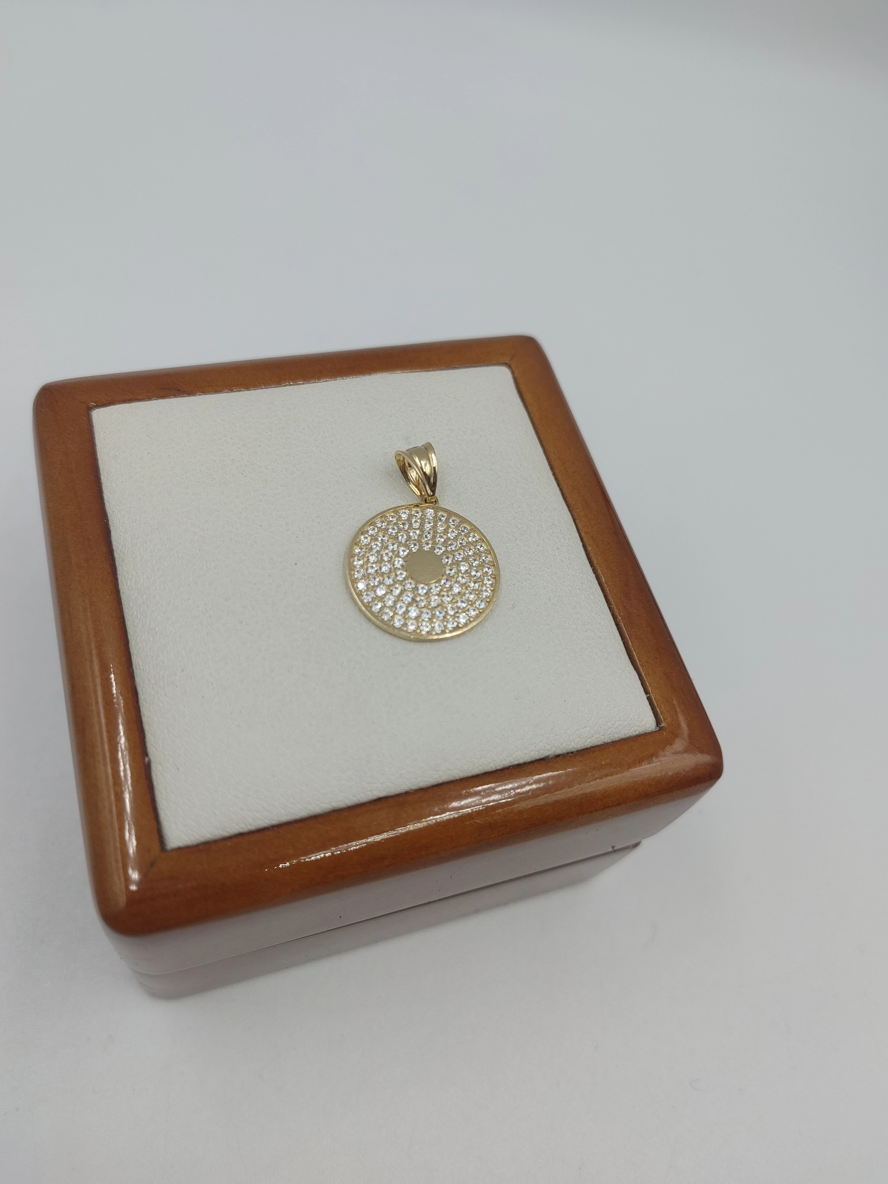 piekna-zlota-zawieszka-p585-149g-rodzaj-wyrob-jubilerski