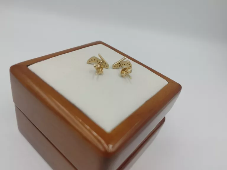 zlote-kolczyki-p585-101g-rodzaj-wyrob-jubilerski