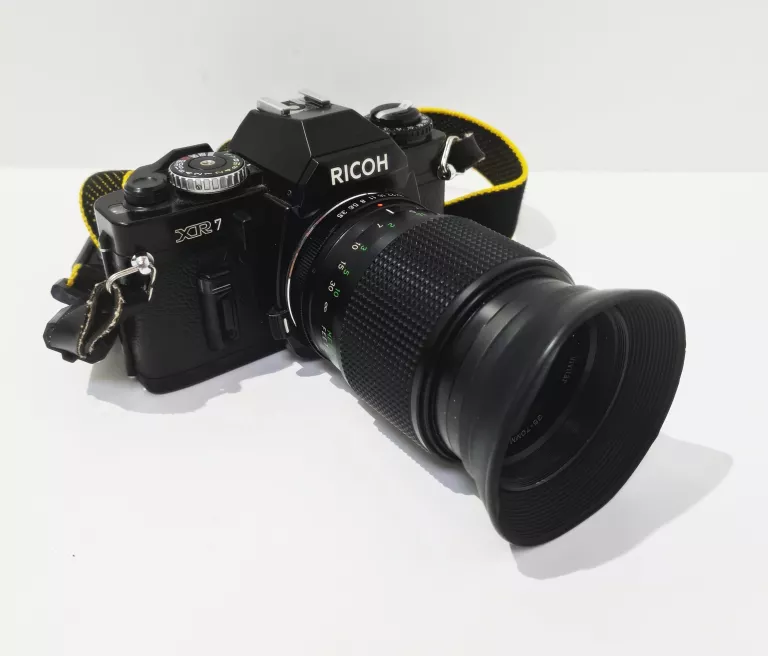 APARAT RICOH XR7 + VIVITAR MACRO 35-70 MM 1:3.5