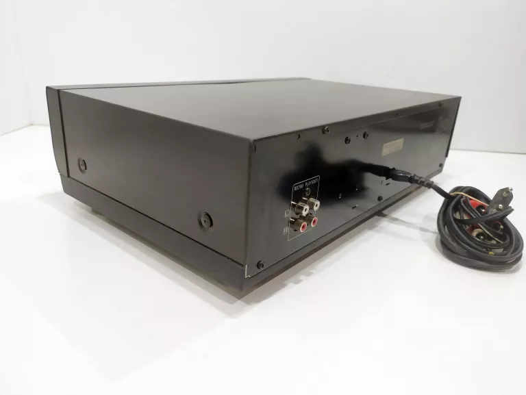 magnetofon-kasetowy-technics-rs-bx701-model-rs-m65