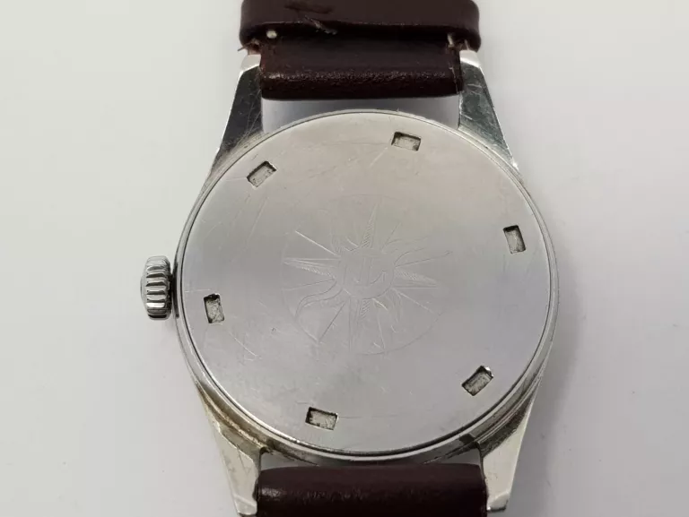 zegarek-tissot-seastar-vintage-ksztalt-koperty-okragla