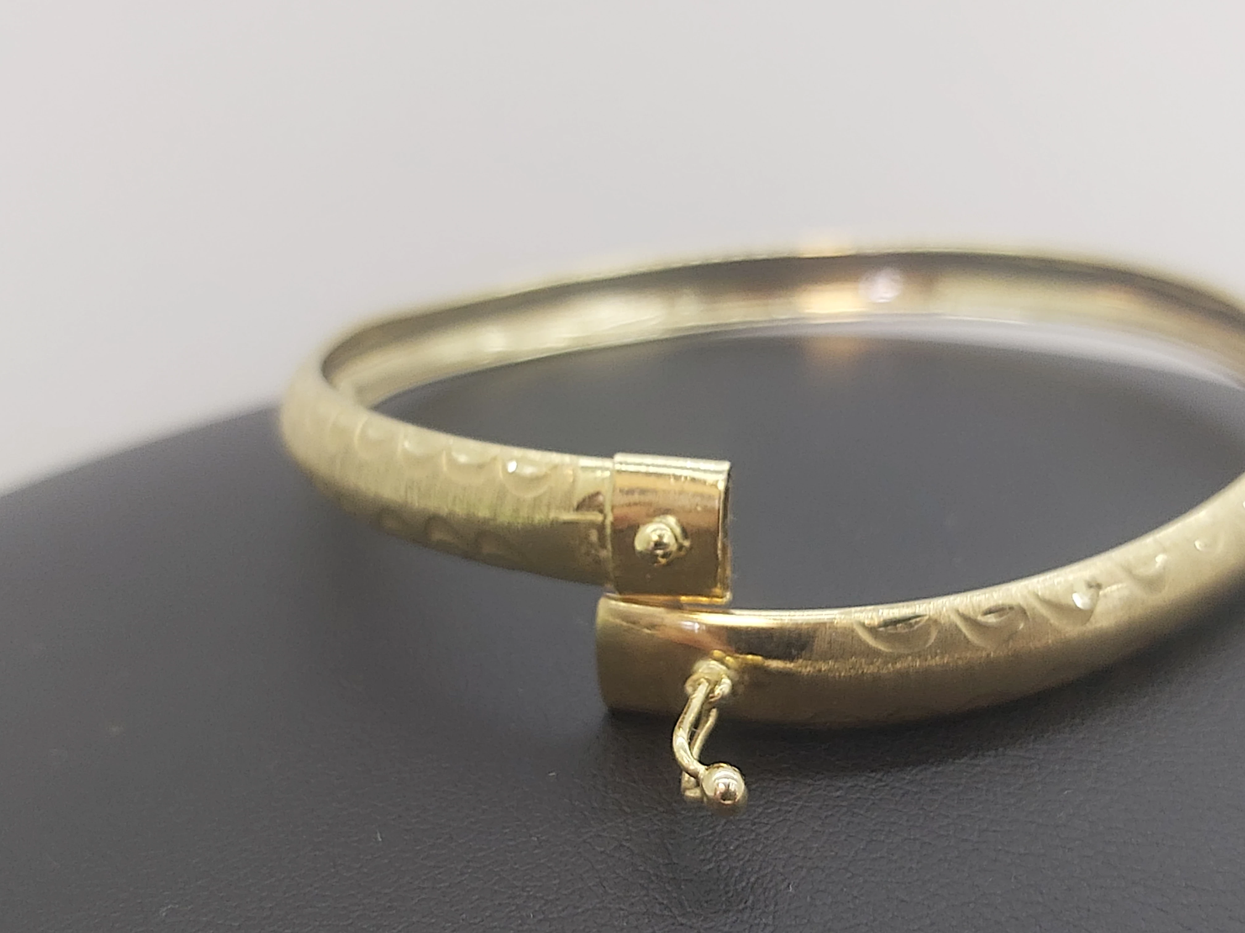 zlota-bransoletka-sztywna-kolo-437g-14k-kolor-dominujacy-205826-225106