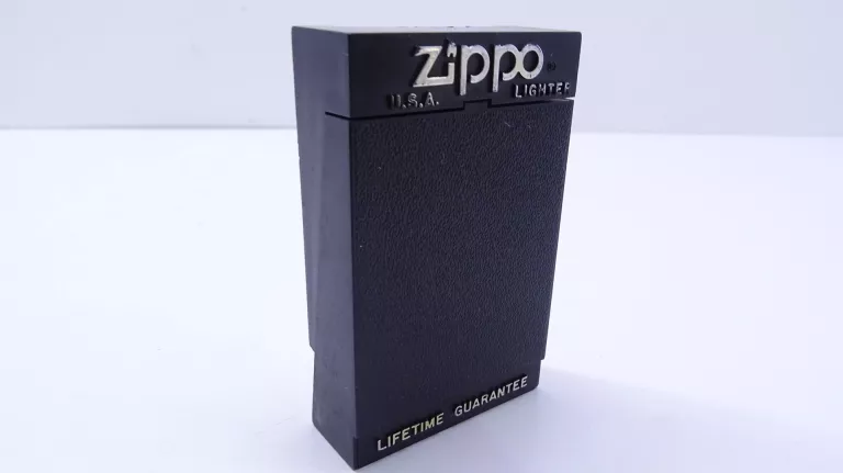 ZAPALNICZKA ZIPPO VIII 1993 BORN TO RIDE ZESTAW