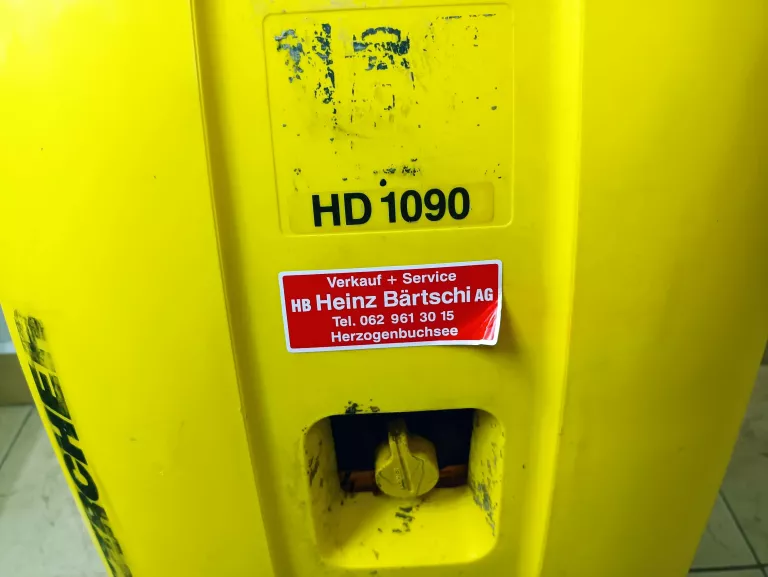 okazja-myjka-karcher-hd-1090-maksymalna-moc-820