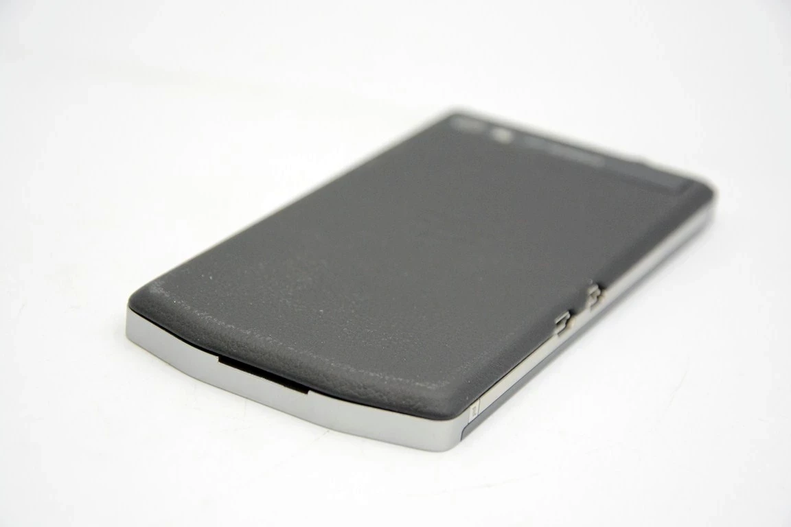 telefon-blackberry-p9982-porsche-design-pamiec-ram-2-gb