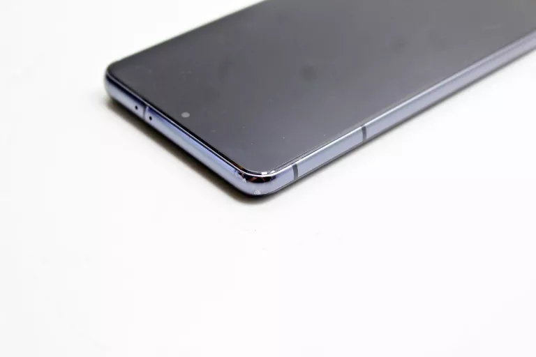 telefon-samsung-s21-komunikacja-bluetooth