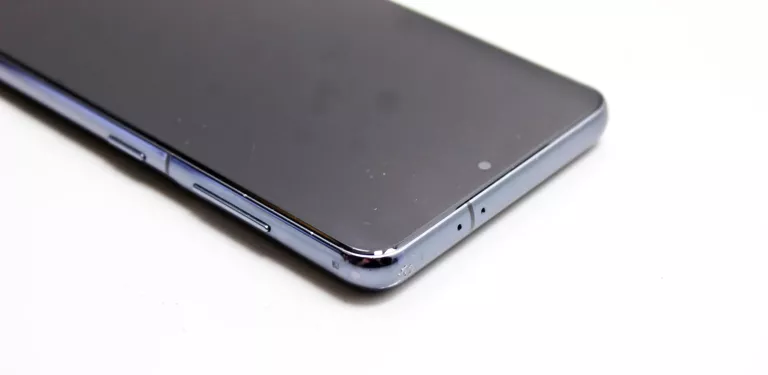 telefon-samsung-s21-pojemnosc-akumulatora-4000