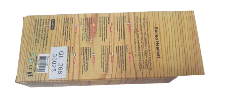 sluchawki-z-mikrofonem-sparkle-love-music-stan-powystawowy