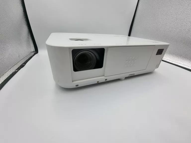 PROJEKTOR NEC NP-M403H POLECAM!