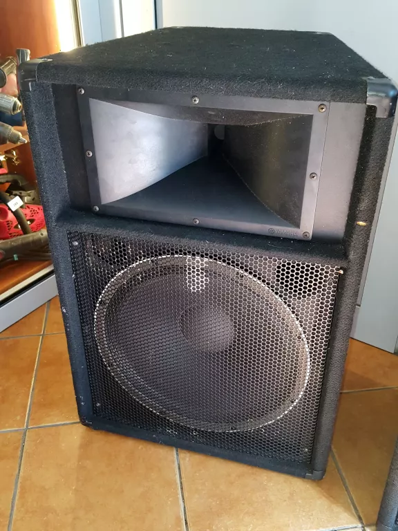 kolumny-estradowe-yamaha-model-s115v-2-sztuki-kod-producenta-yamaha