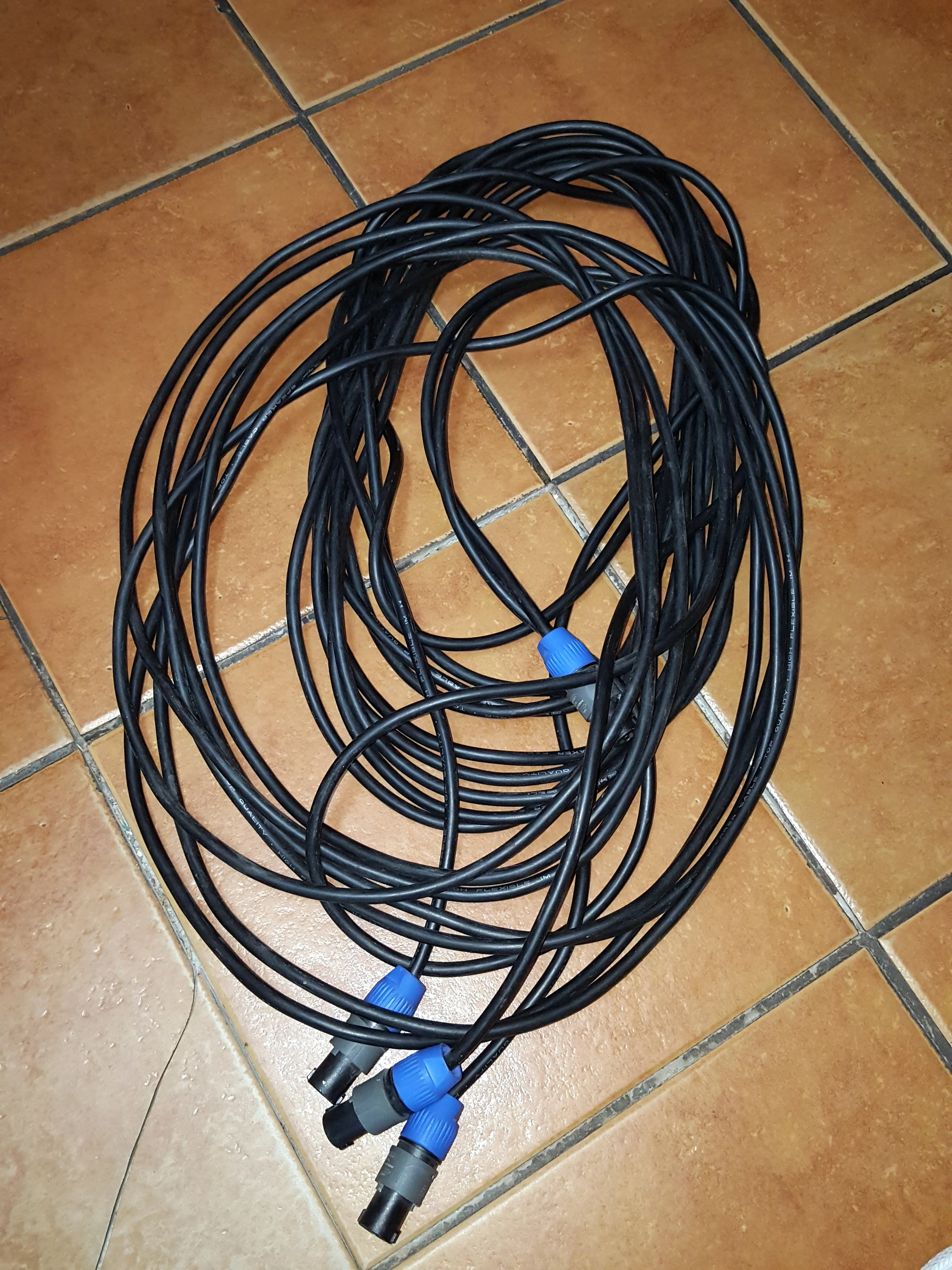 kolumny-estradowe-yamaha-model-s115v-2-sztuki-ean-gtin-086792728148