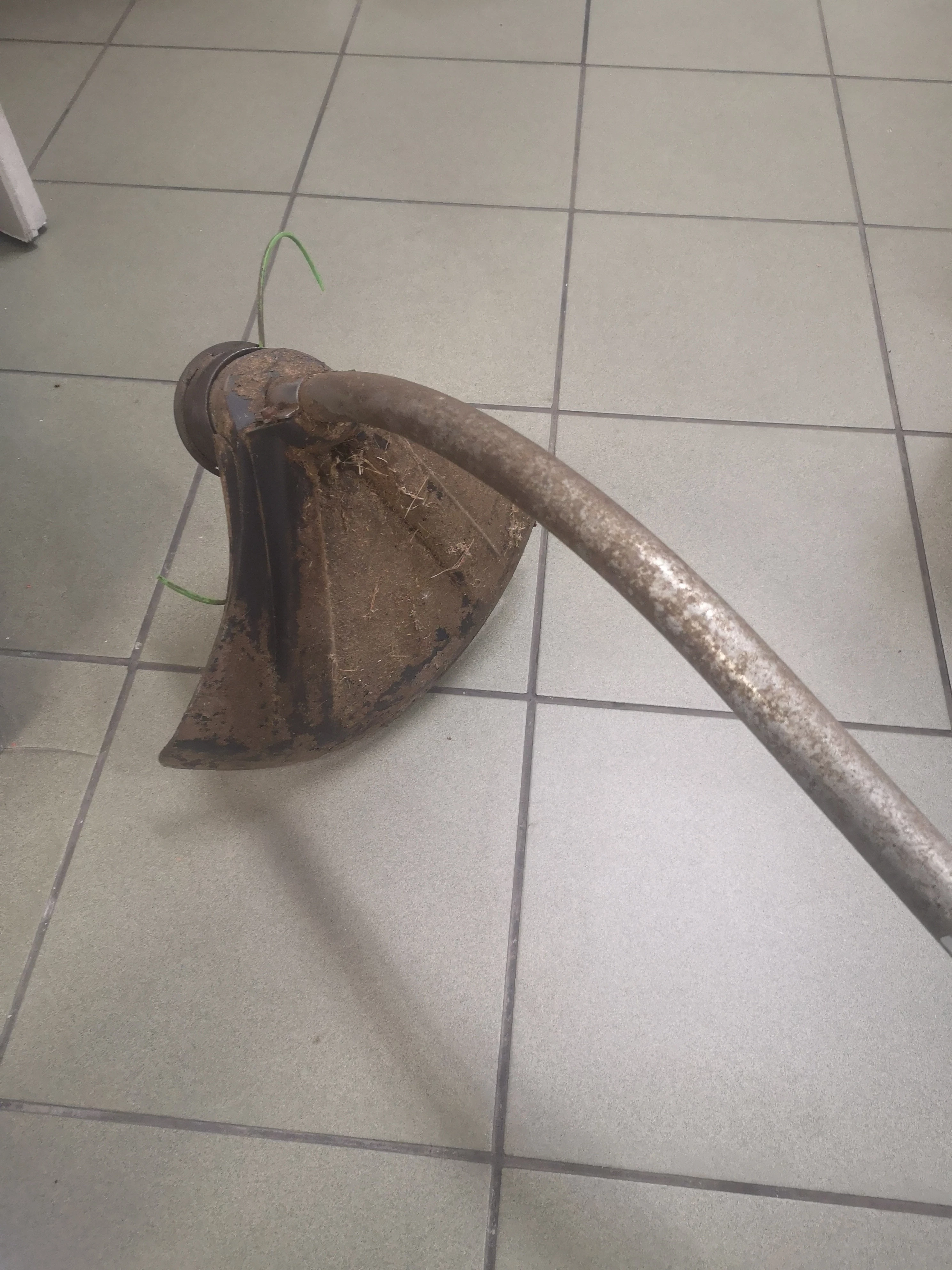 kosa-spalinowa-makita-dst-300-dabrowskiego-30-naklo