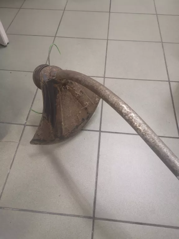 KOSA SPALINOWA MAKITA DST 300