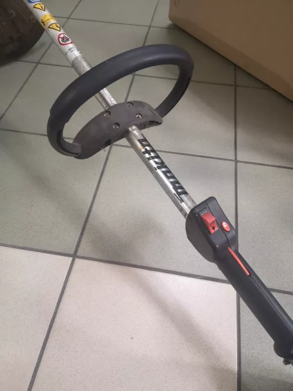 KOSA SPALINOWA MAKITA DST 300