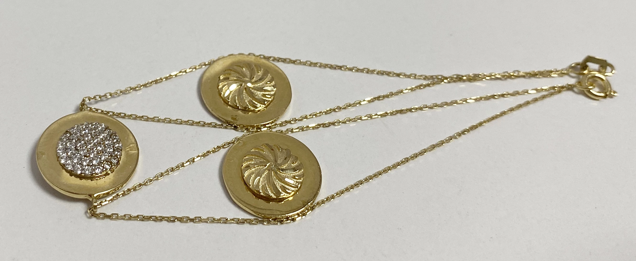 wyjatkowa-zlota-bransoletka-z-3-kolkami-ct-585-motyw-129129-246990