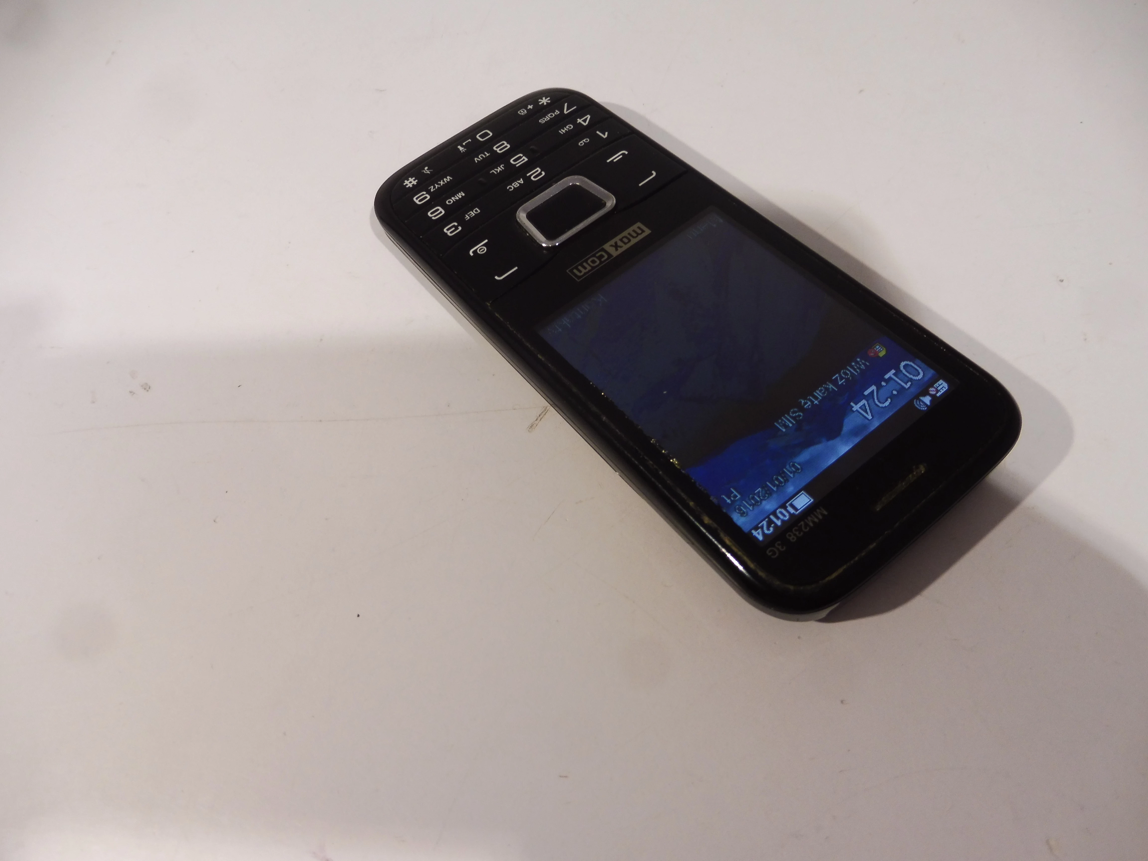 telefon-maxcom-mm-238-3g-bs-typ-telefon-komorkowy