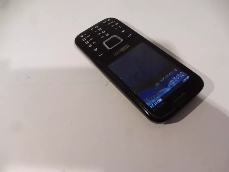 TELEFON MAXCOM MM 238 3G B/S