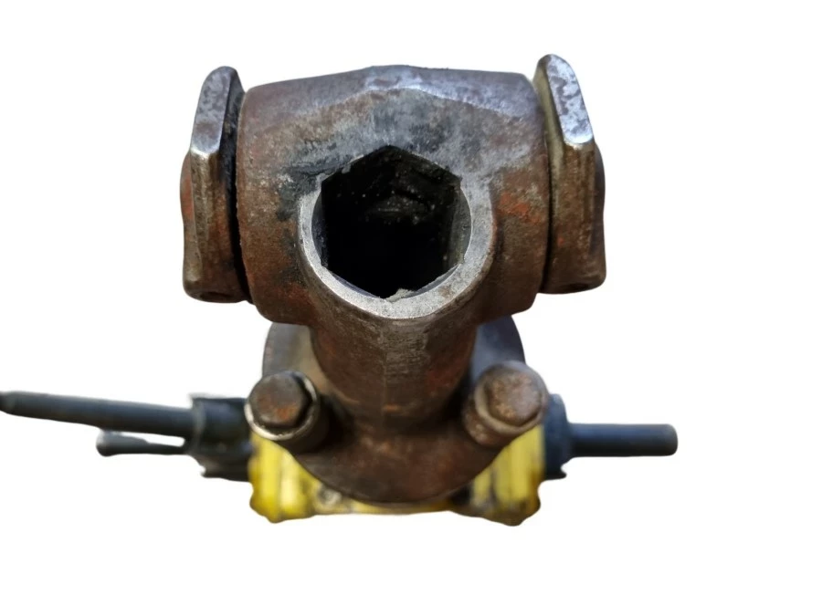 mlot-wyburzeniowy-bosch-gsh-27-1900w-60j-29kg-rodzaj-uchwytu-inny-uchwyt