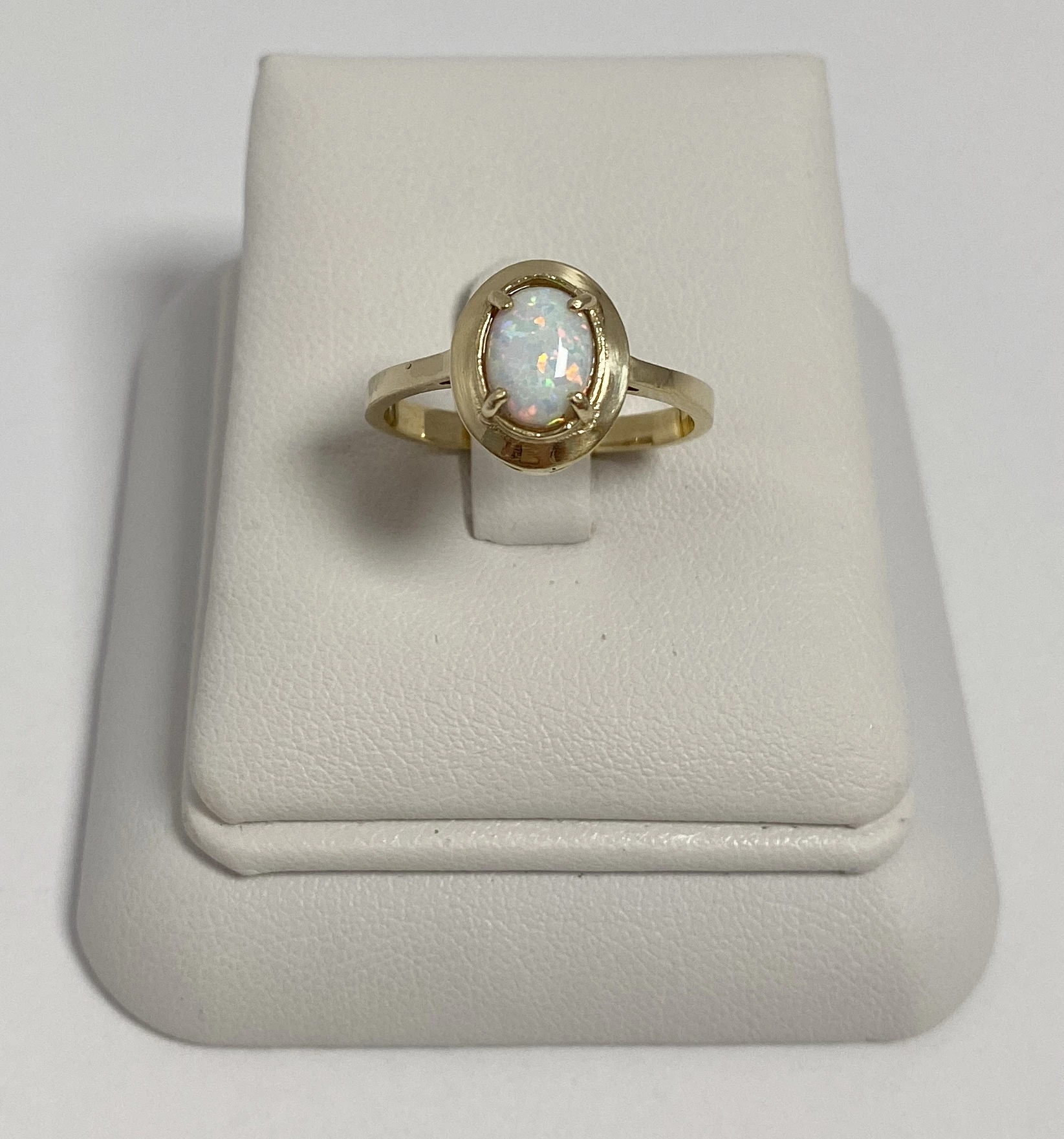 zloty-pierscionek-z-opalitem-ct585-ostrowiecka-6-radzyn-podlaski