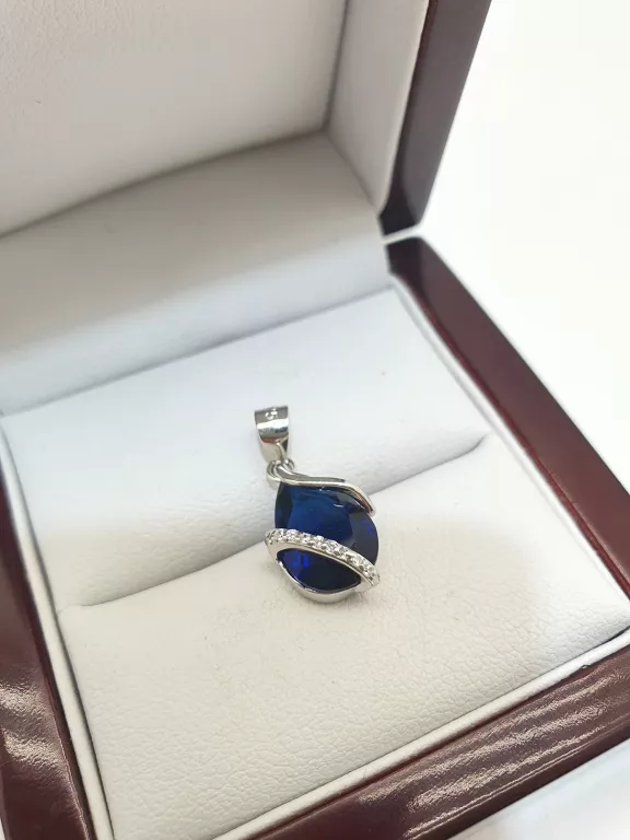 srebrna-okolicznosciowa-zawieszka-13g-925-marka-bez-marki