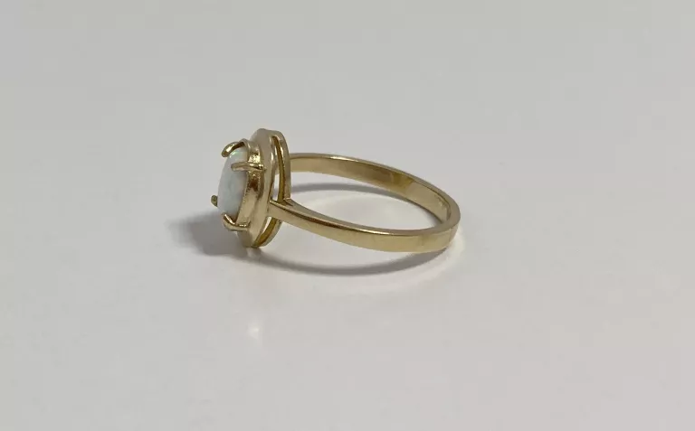 zloty-pierscionek-z-opalitem-ct585-waga-237