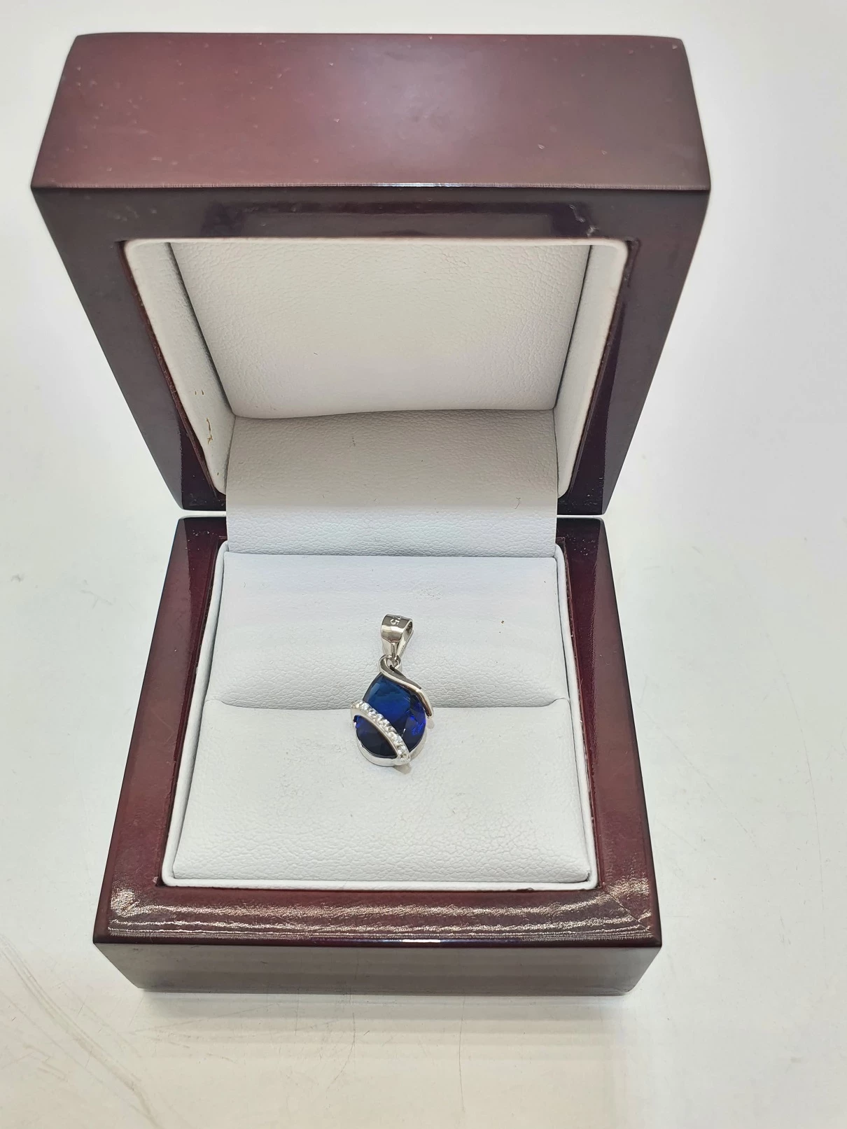 srebrna-okolicznosciowa-zawieszka-13g-925-stan-powystawowy